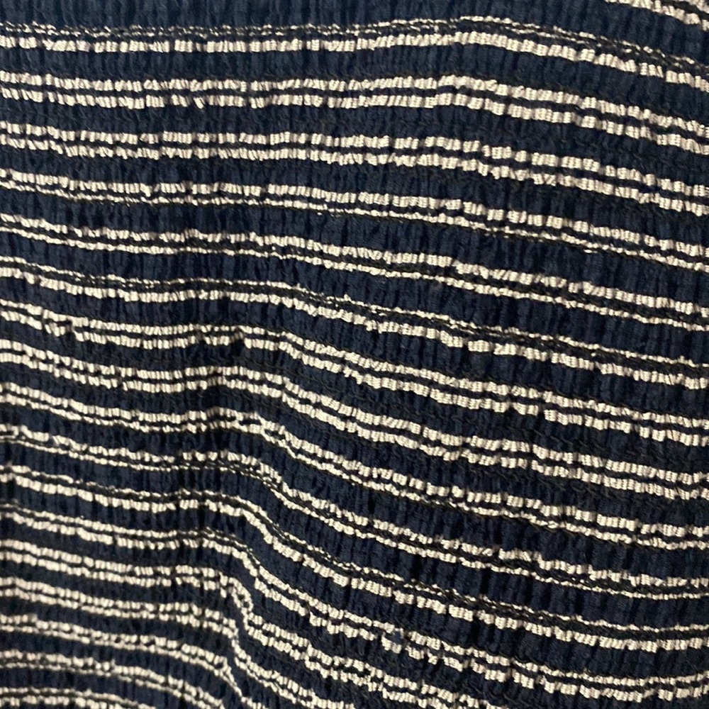 Ruched top - Picture 2 of 2